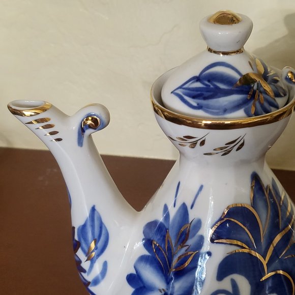 Russian Fenix Teapot Coffee Pot Handmade Porcelain Blue White Gold Kislovodsk - Picture 4 of 9